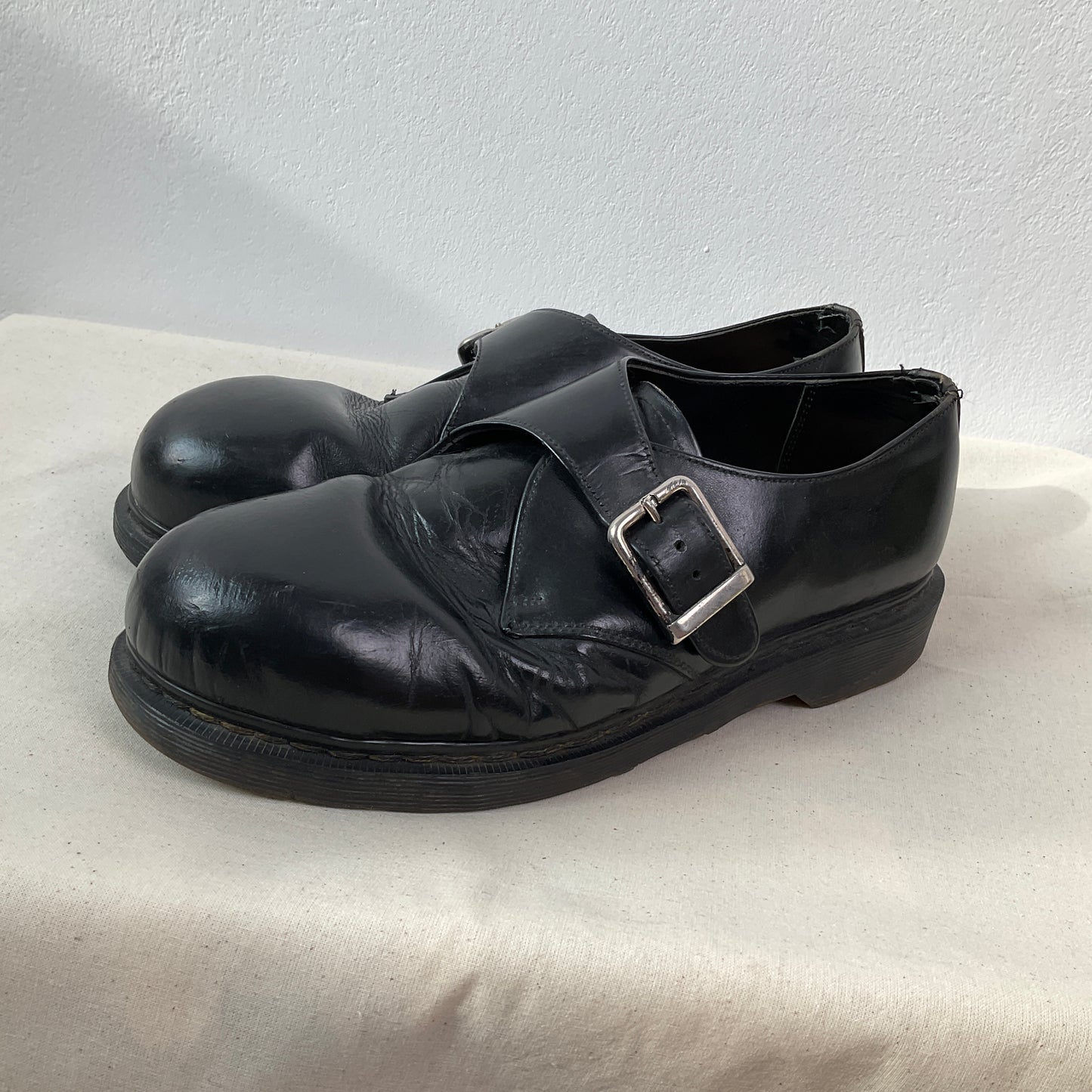 90s Dr. Martens w buckle and steel toe