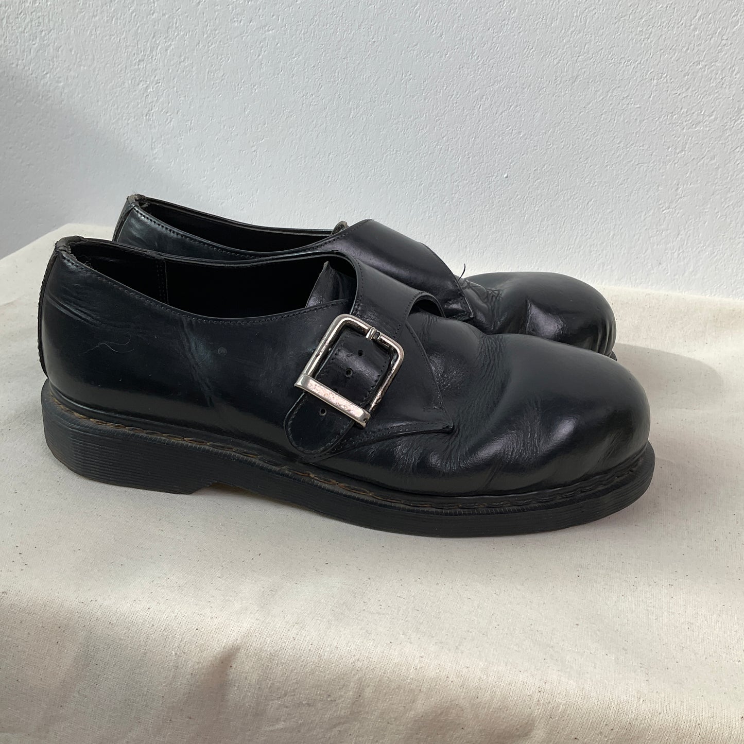 90s Dr. Martens w buckle and steel toe