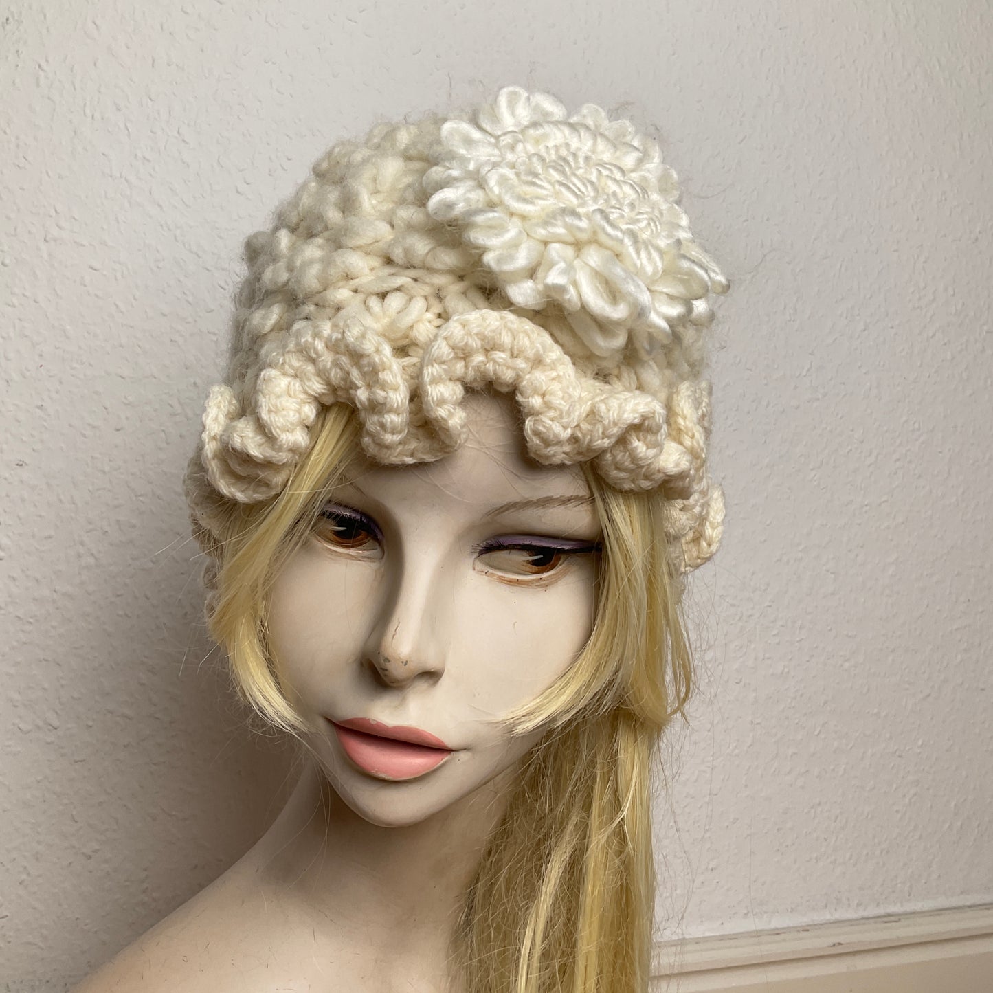 D&G cute chunky knit beanie