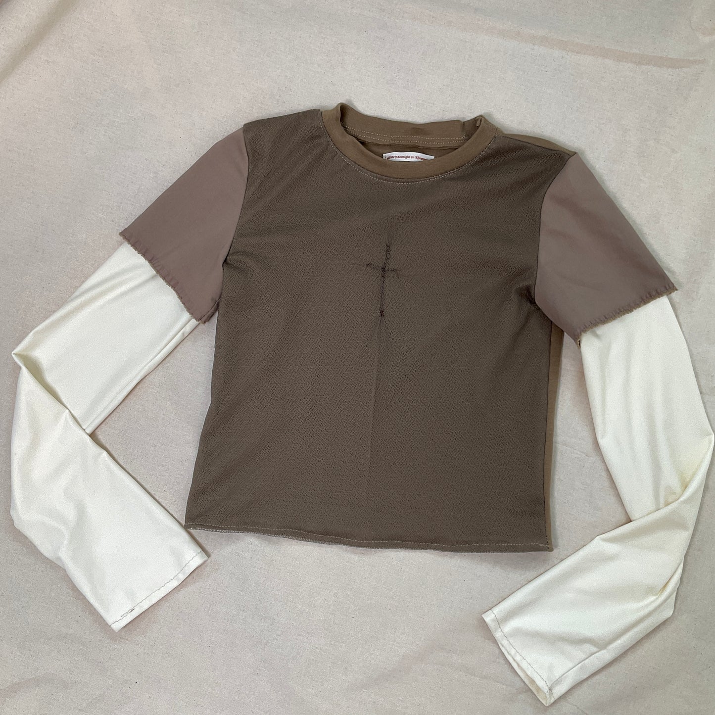 Longsleeve t-shirt