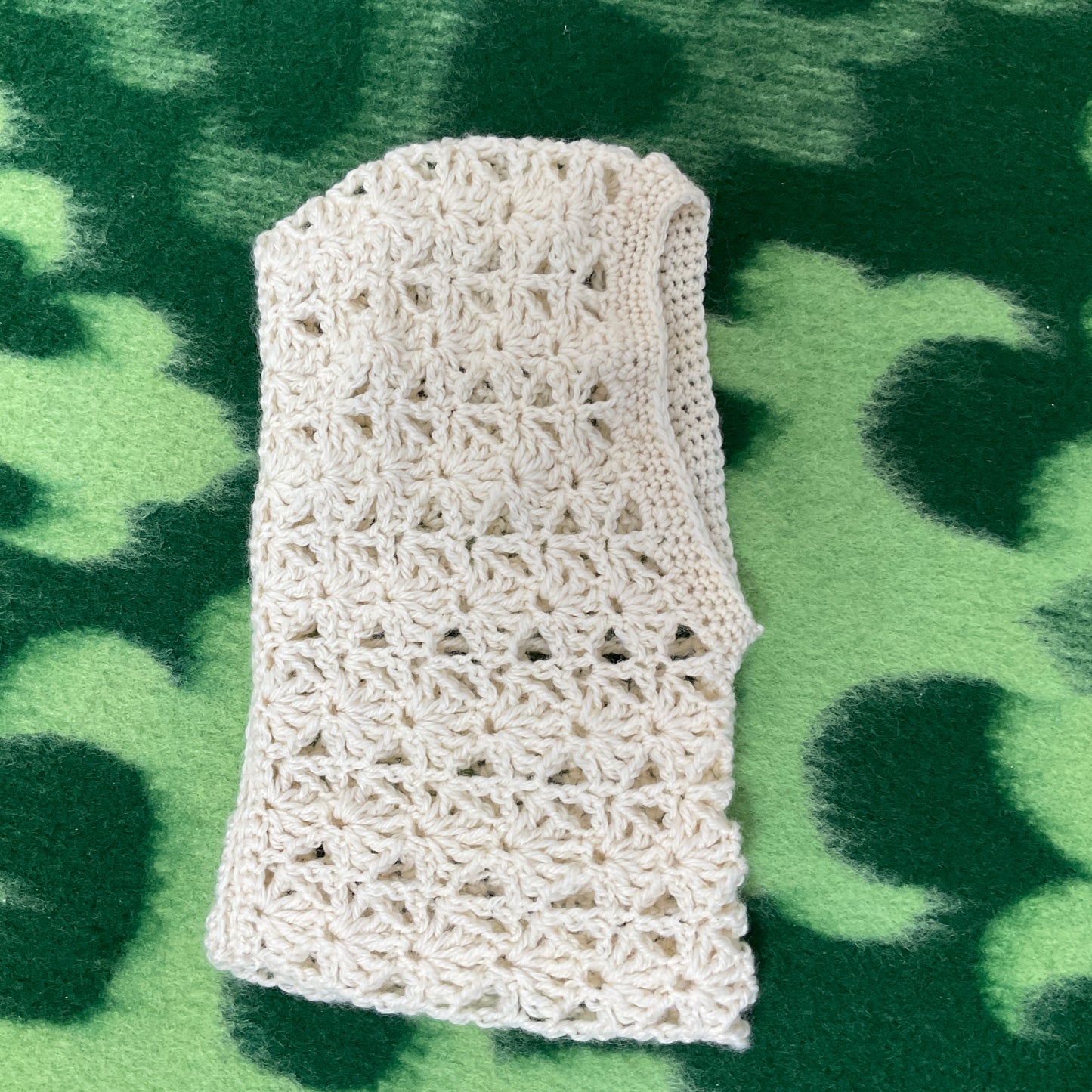 mođđe studio ~ cocoon 1 white crochet balaclava