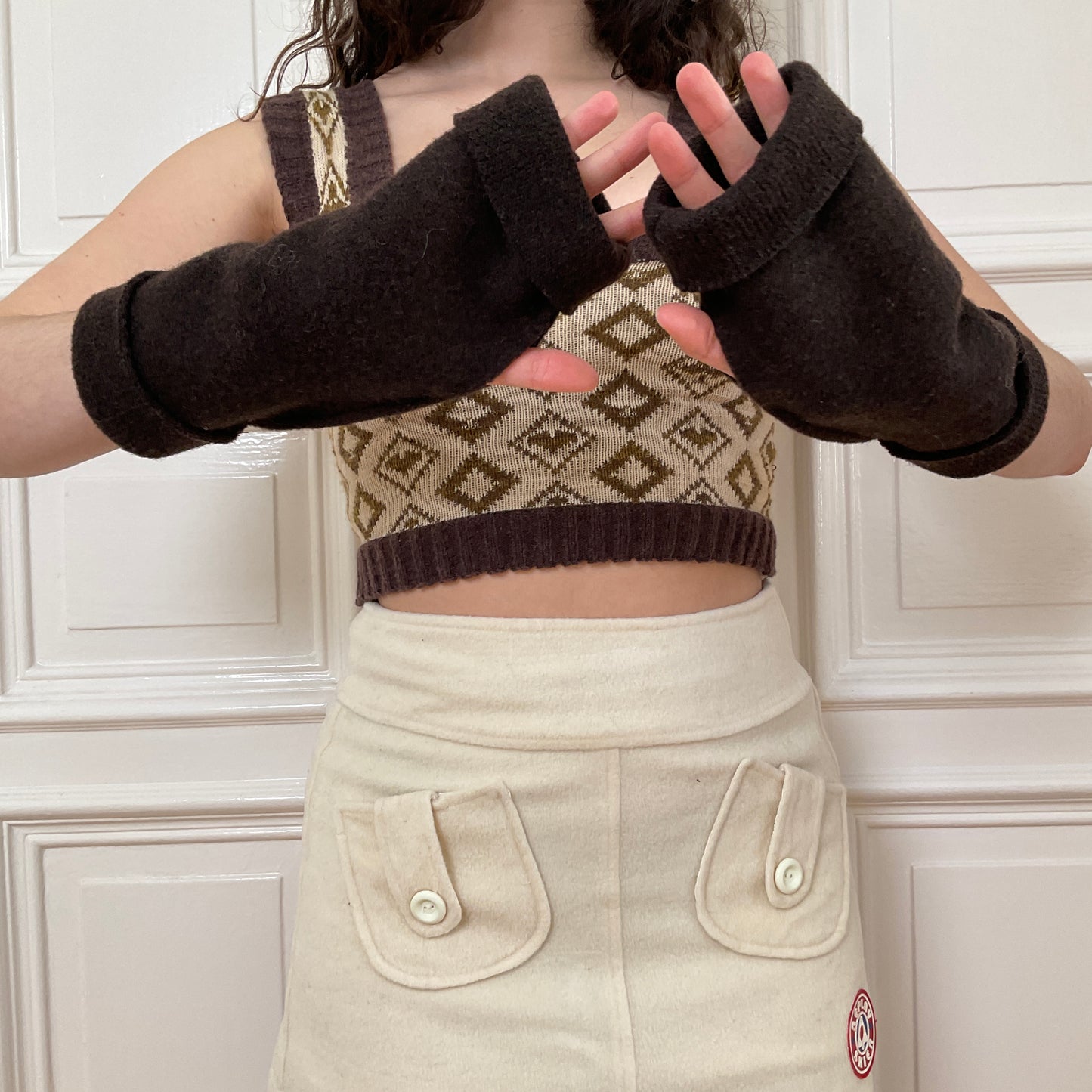 Natascha Domino ~ brown wool sleeves