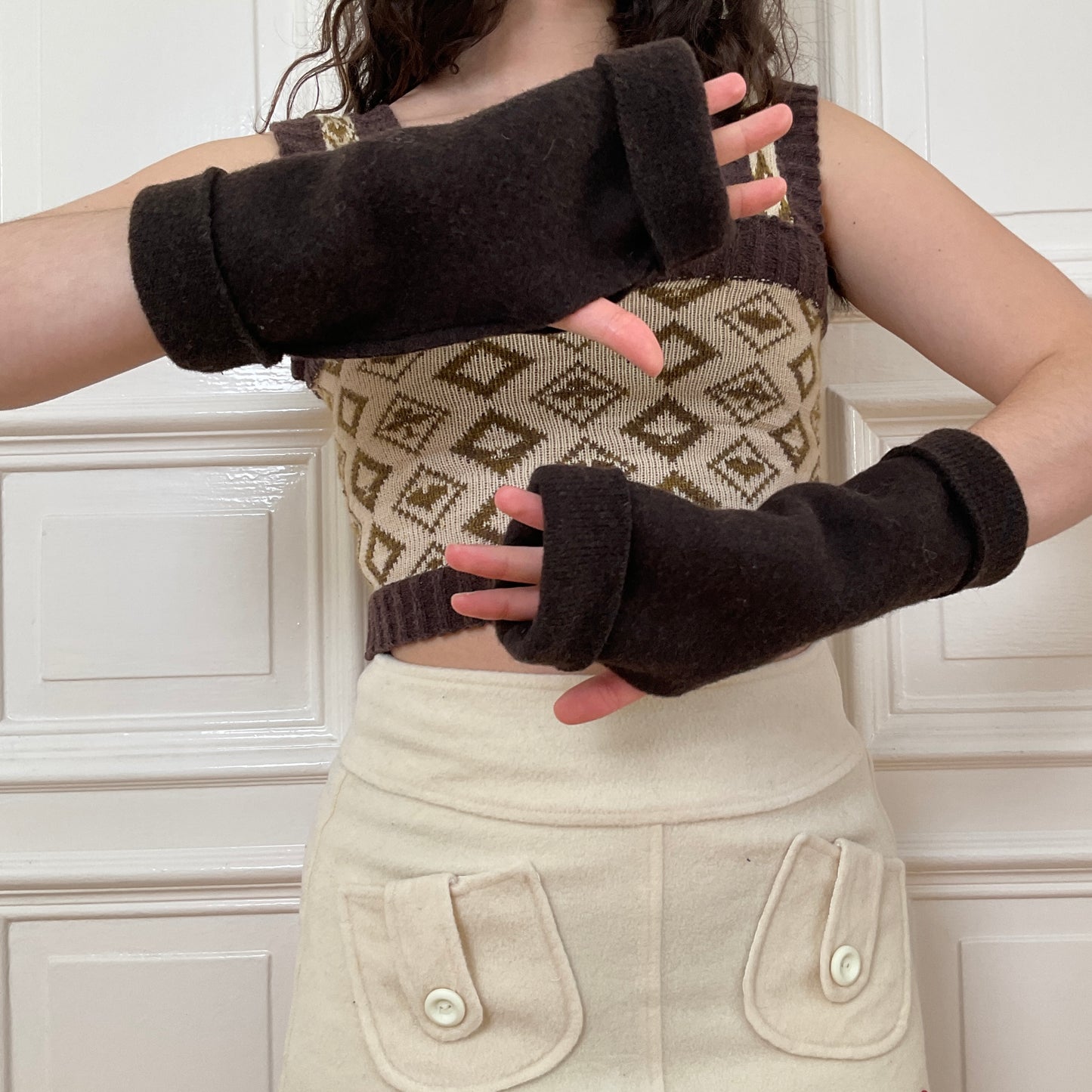 Natascha Domino ~ brown wool sleeves