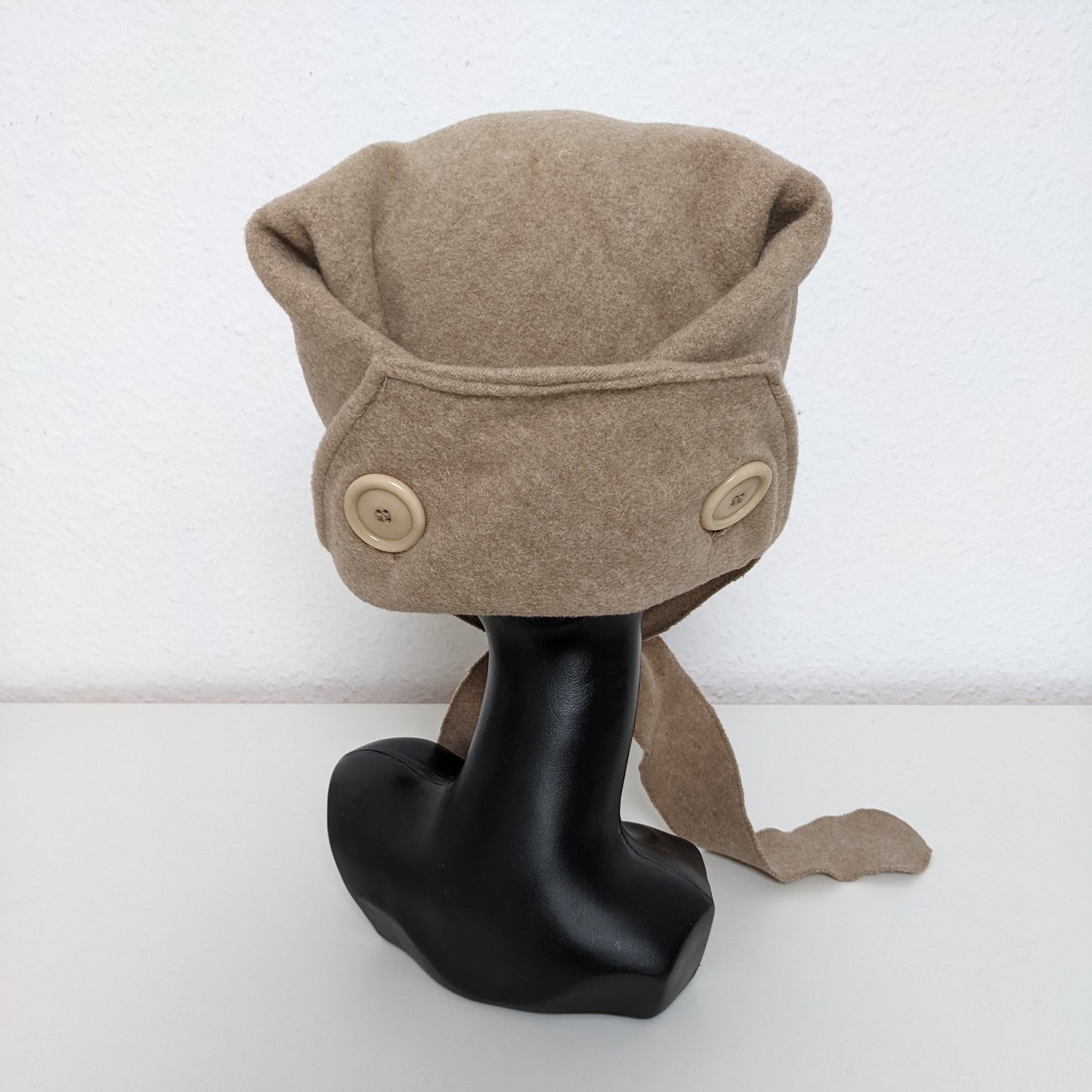 ꒰⑅ᵕ༚ᵕ꒱˖♡ flappy origami winter cap ♡˖꒰ᵕ༚ᵕ⑅꒱