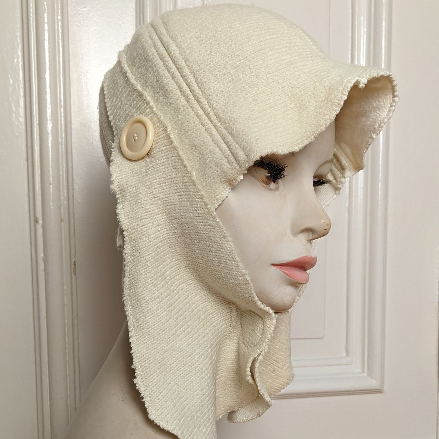 ꒰⑅ᵕ༚ᵕ꒱˖♡ eggshell white virgin wool orchid bonnet ♡˖꒰ᵕ༚ᵕ⑅꒱