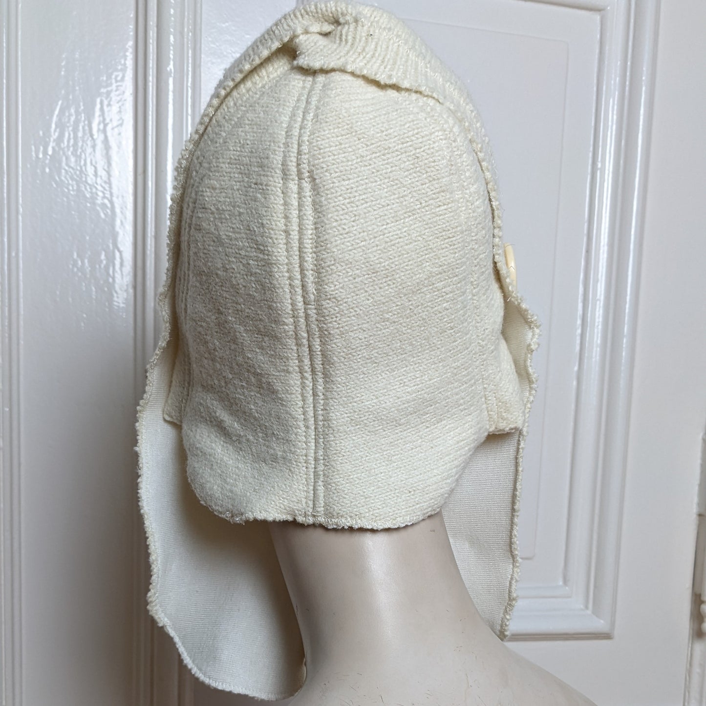 ꒰⑅ᵕ༚ᵕ꒱˖♡ eggshell white virgin wool orchid bonnet ♡˖꒰ᵕ༚ᵕ⑅꒱