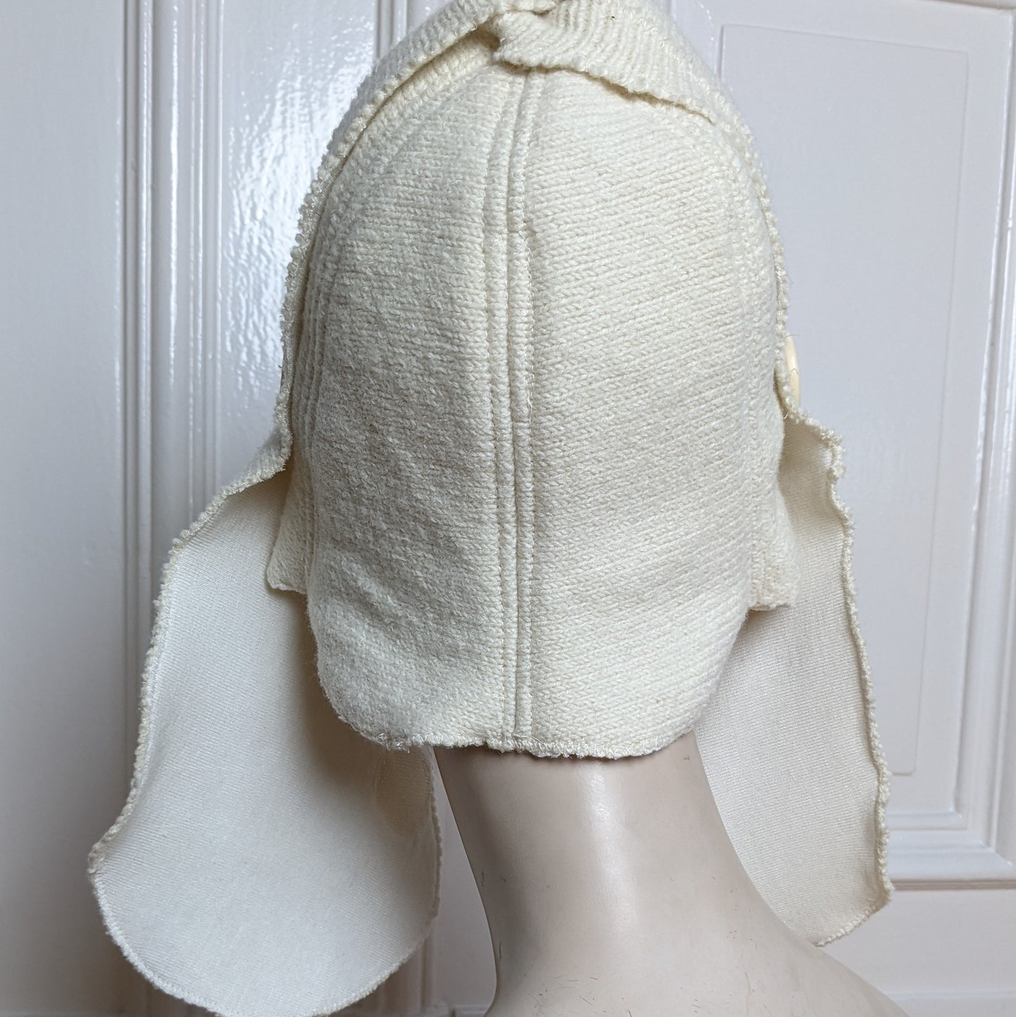꒰⑅ᵕ༚ᵕ꒱˖♡ eggshell white virgin wool orchid bonnet ♡˖꒰ᵕ༚ᵕ⑅꒱