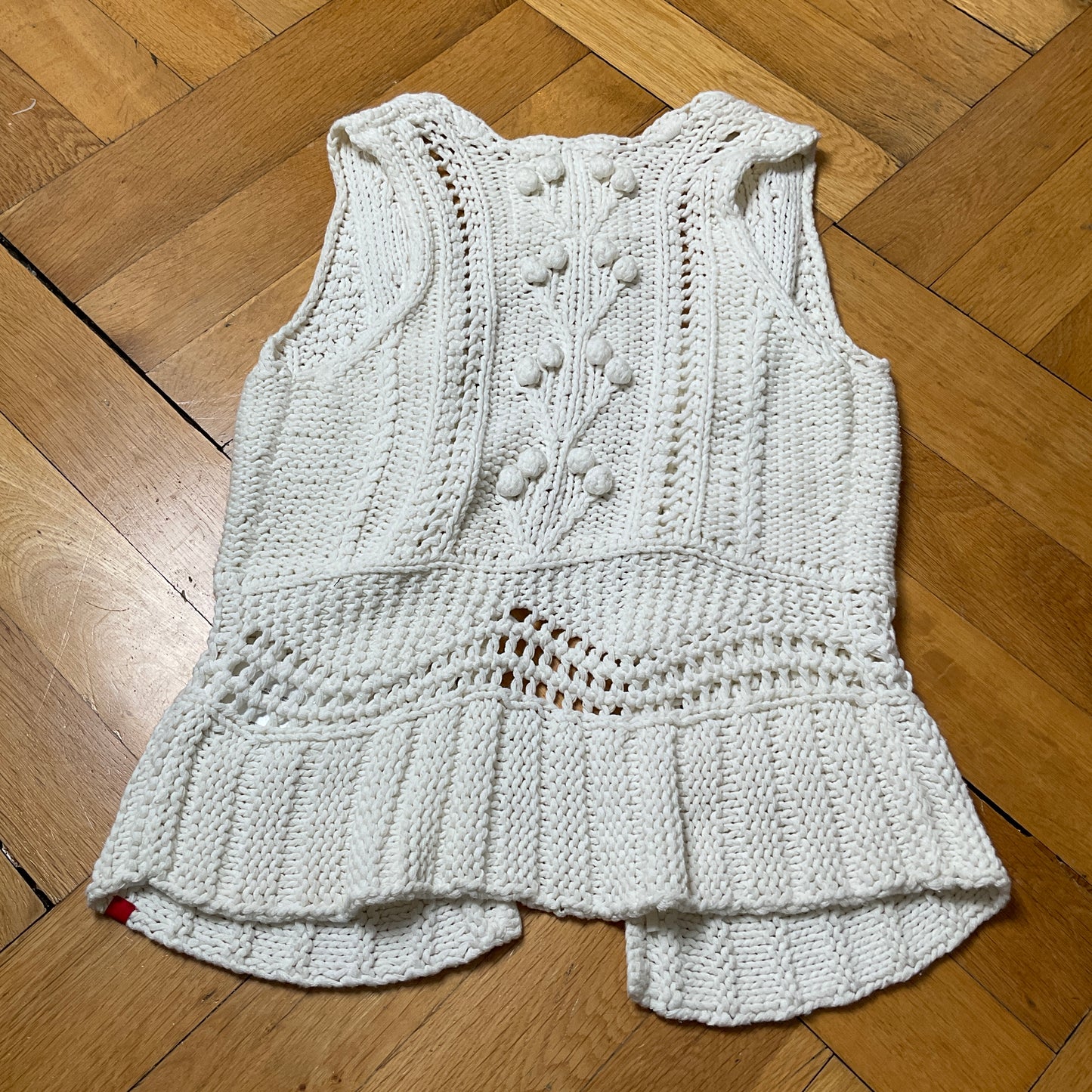 Knit vest