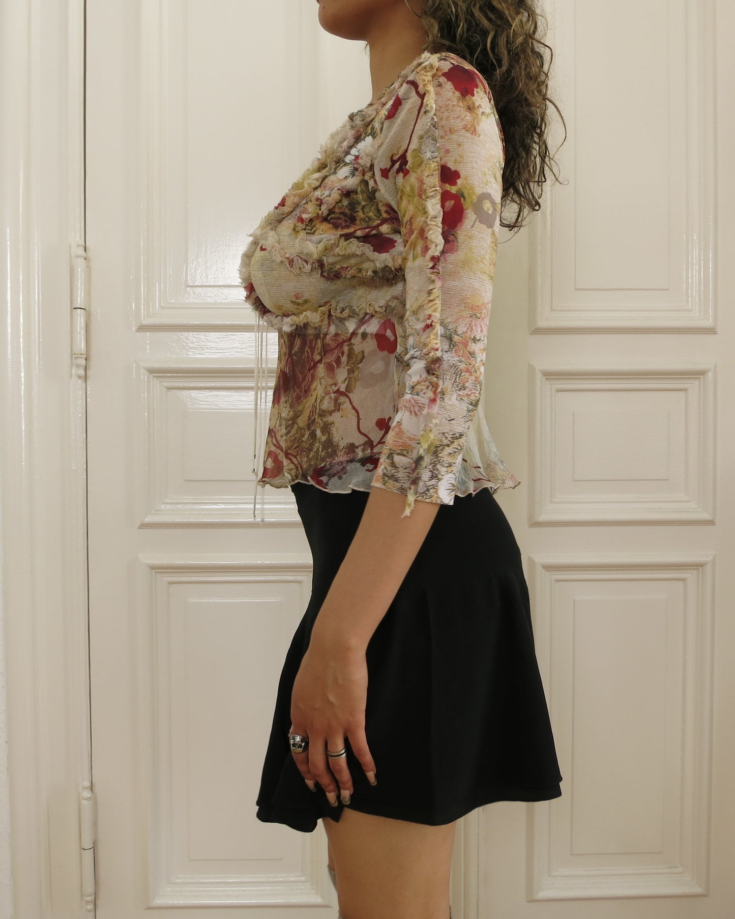 Romantic mesh top