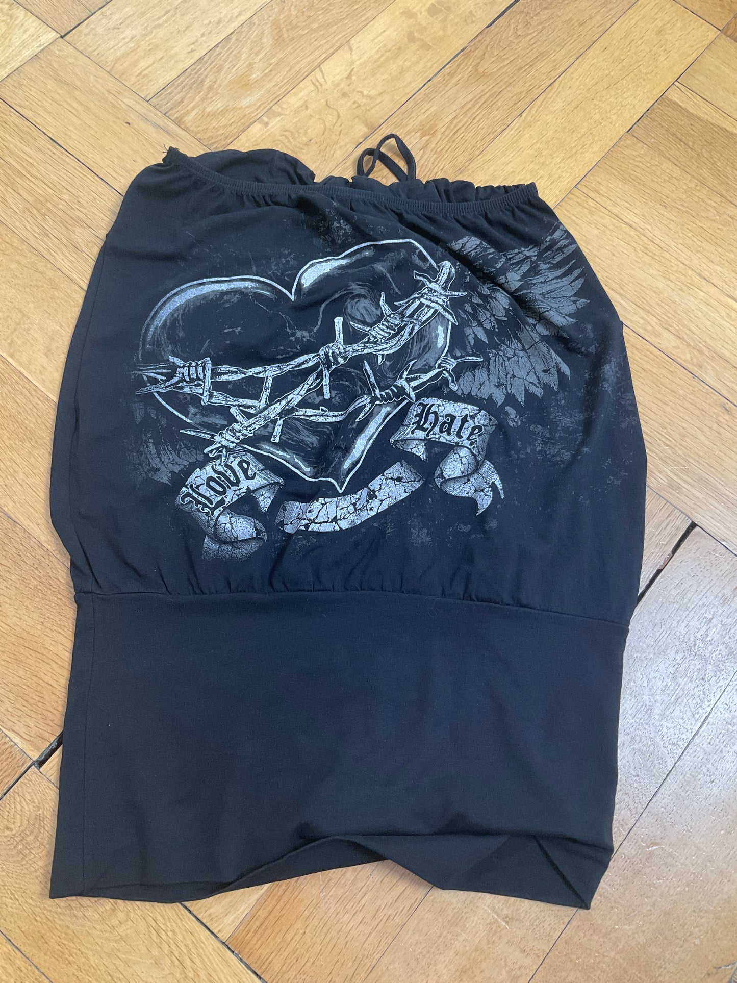 Love & hate top