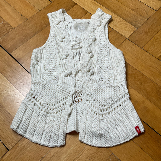 Knit vest
