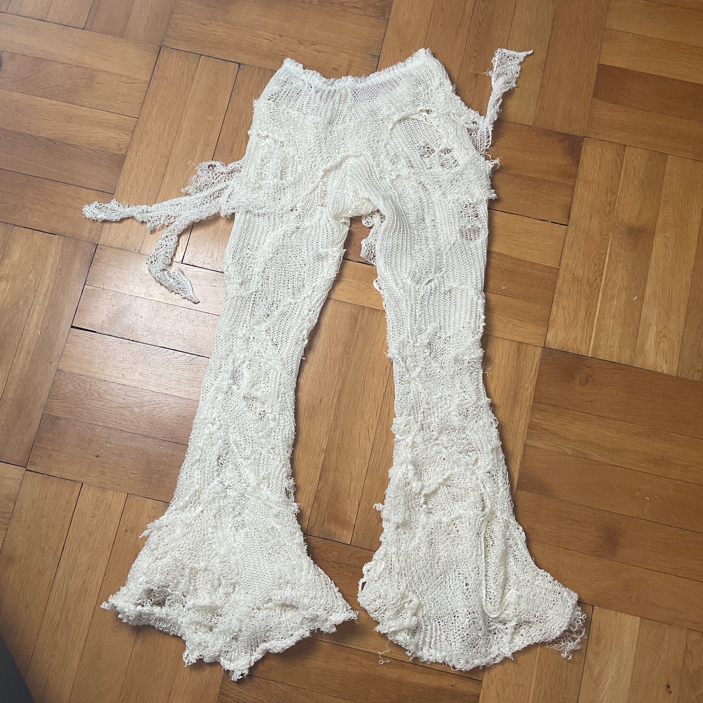 Kea Distressed Pants