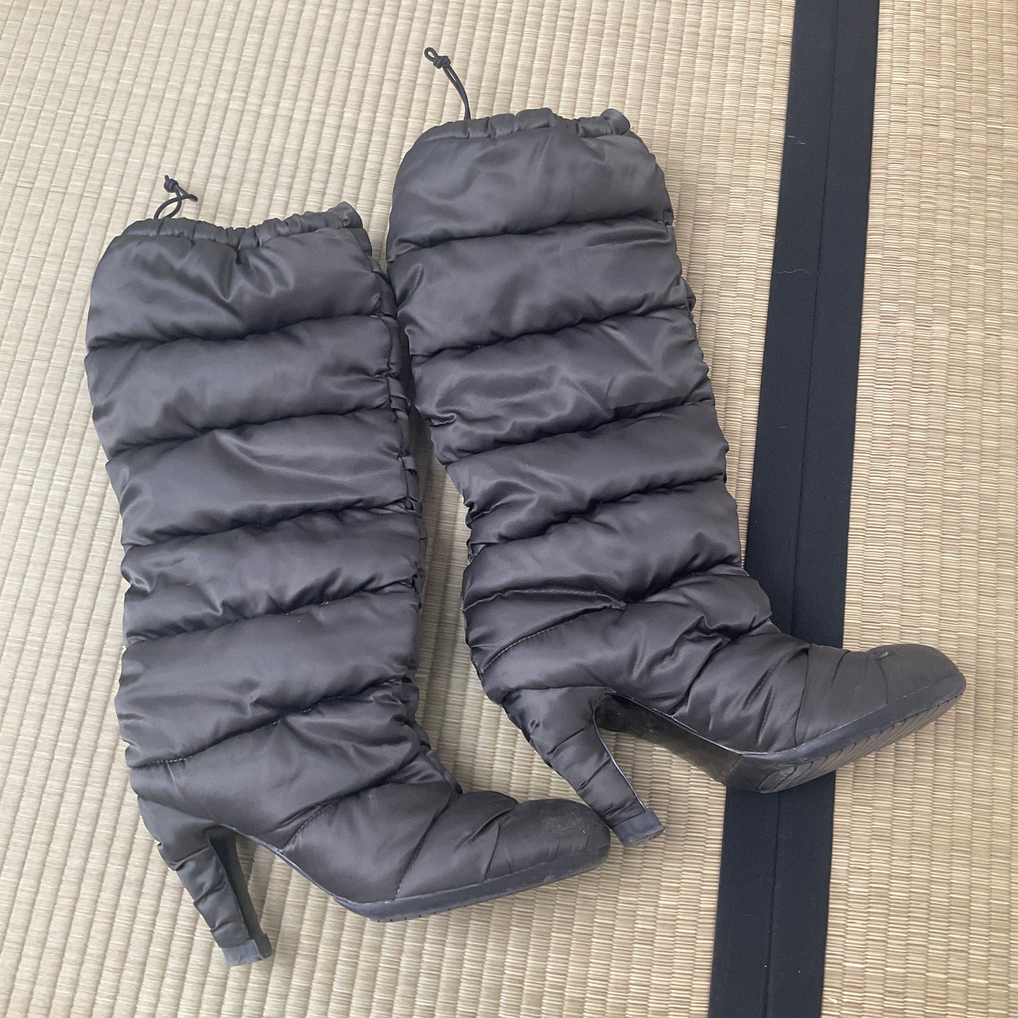 Puffer boots
