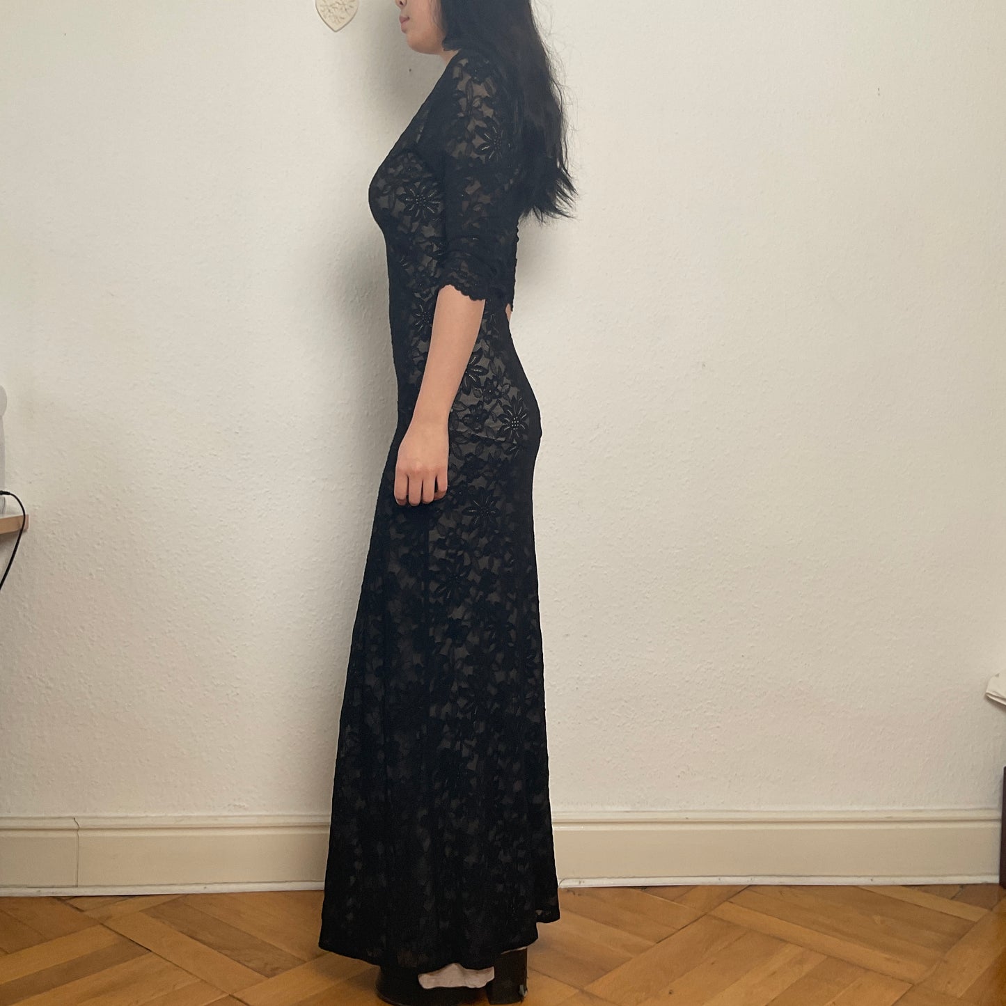 long 90s lace dress