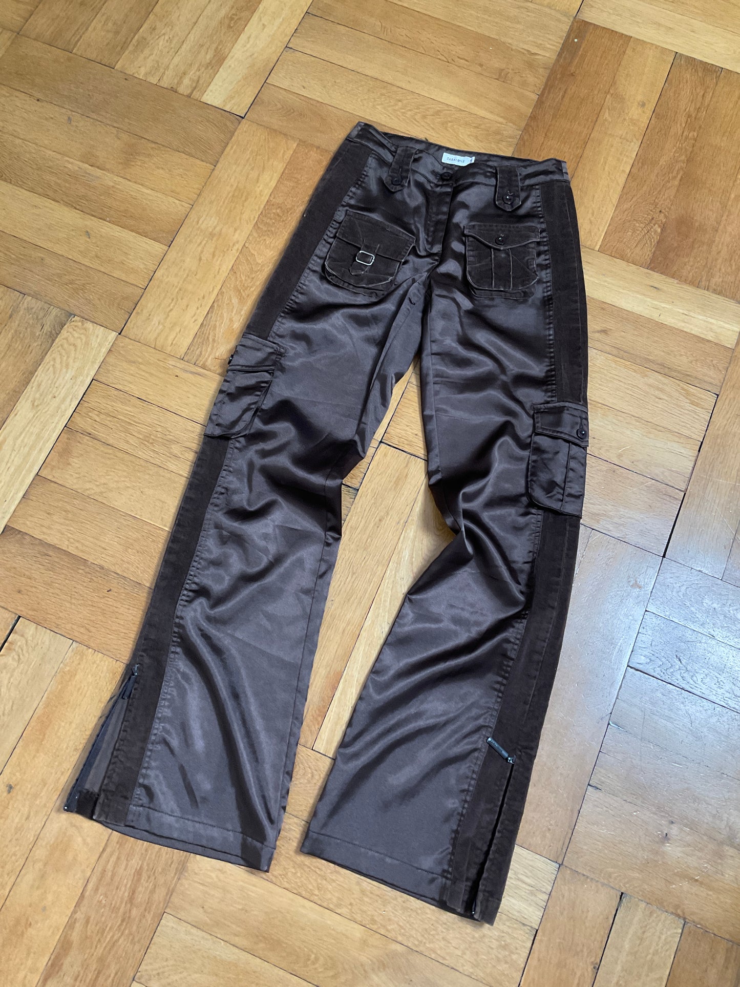 Chic silky trousers