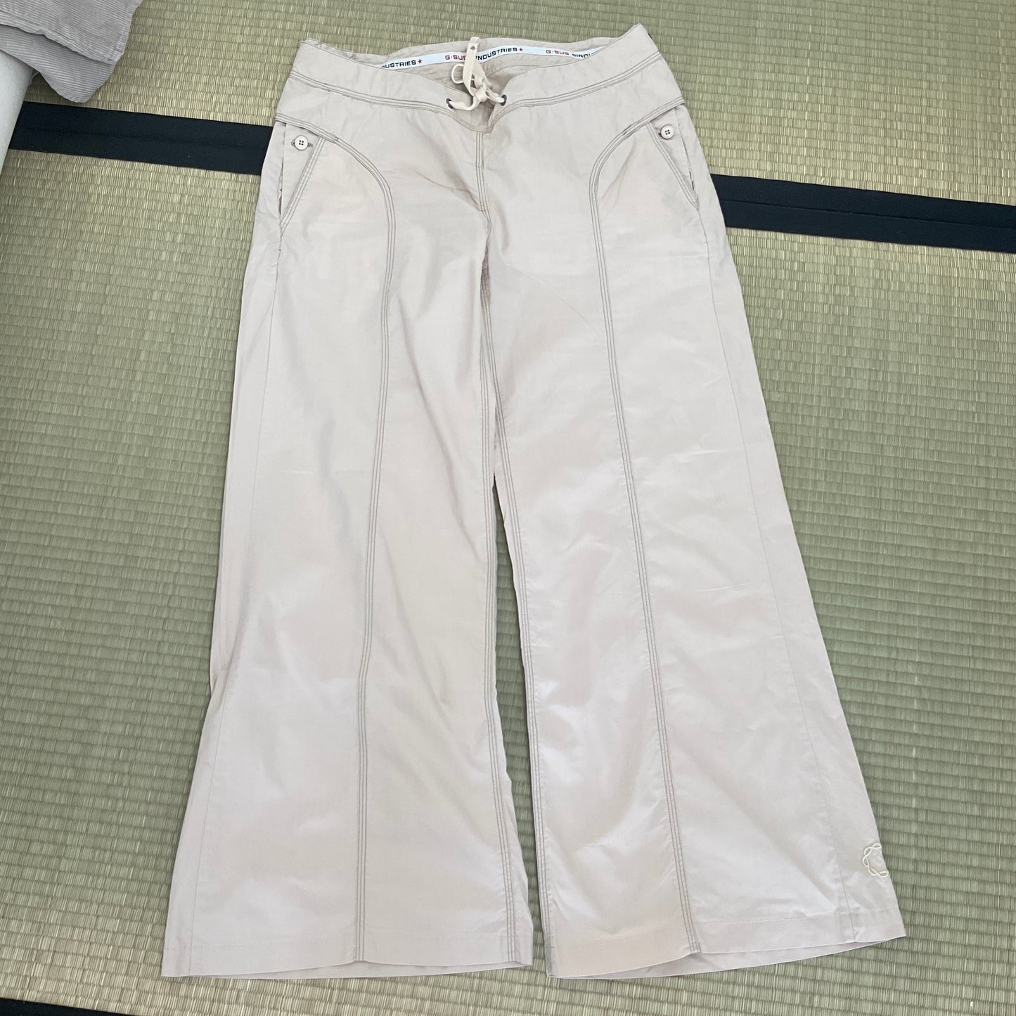 00s beige cargos