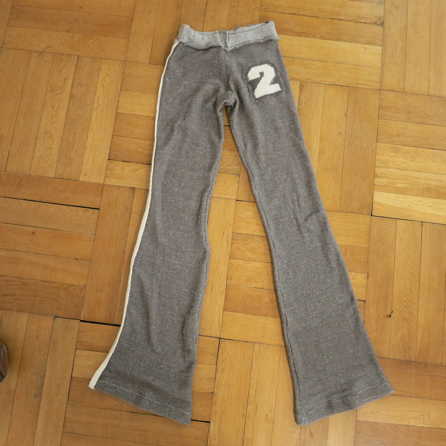 eithne padraigin ni bhraonain knit sweatpants