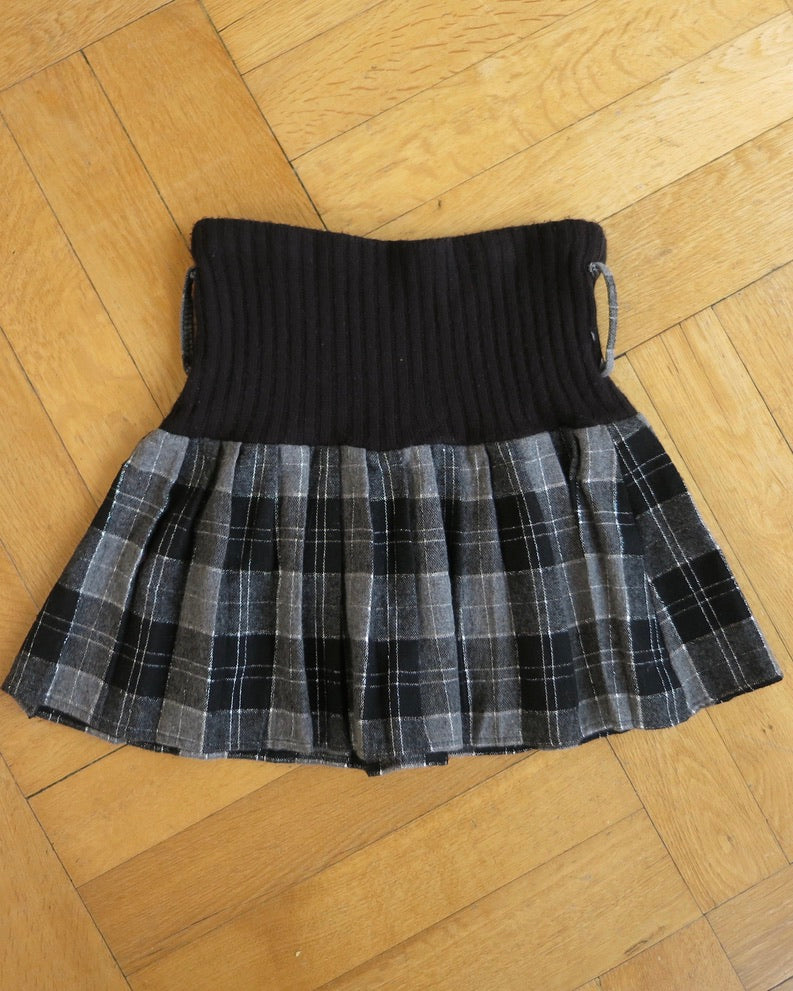 Plaid miniskirt