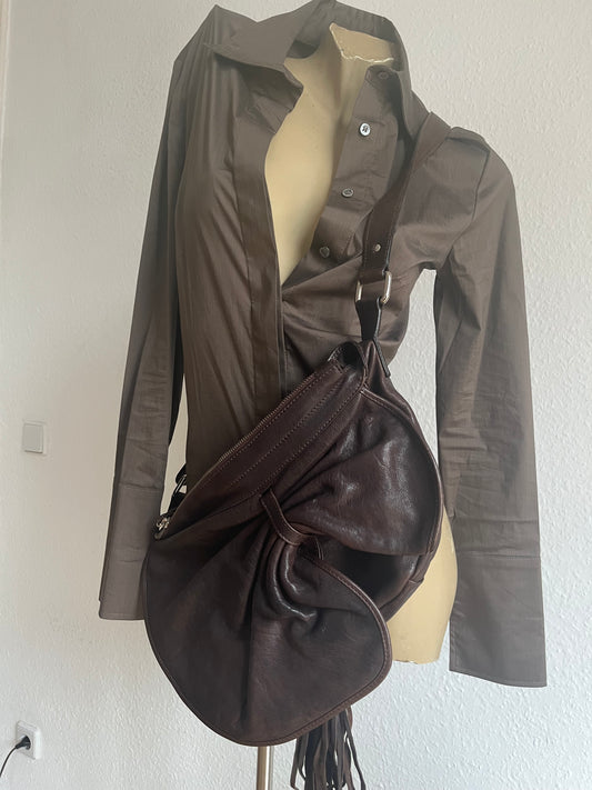 Brown leather bag with gathering