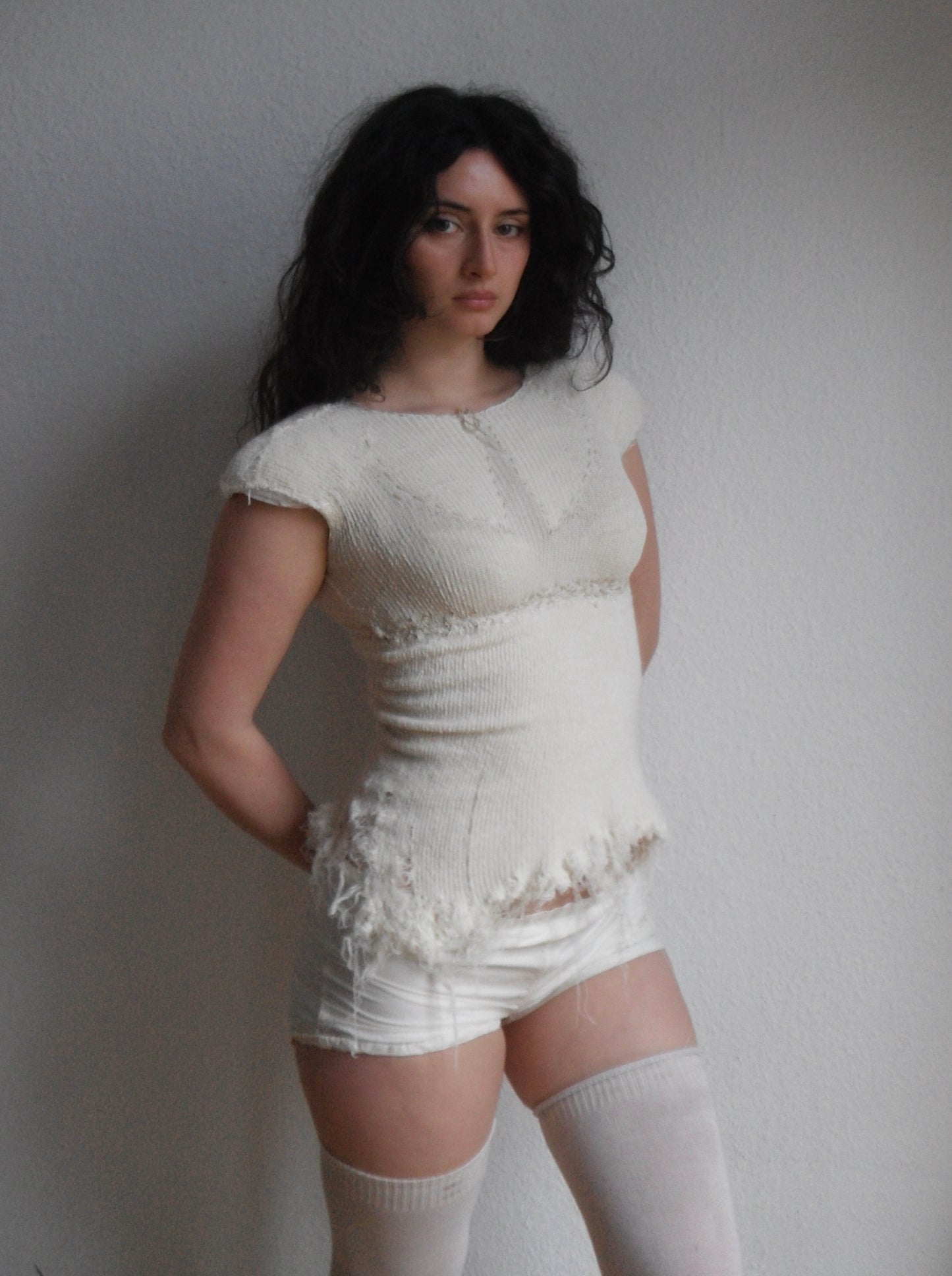 annina “les sœurs” distressed top