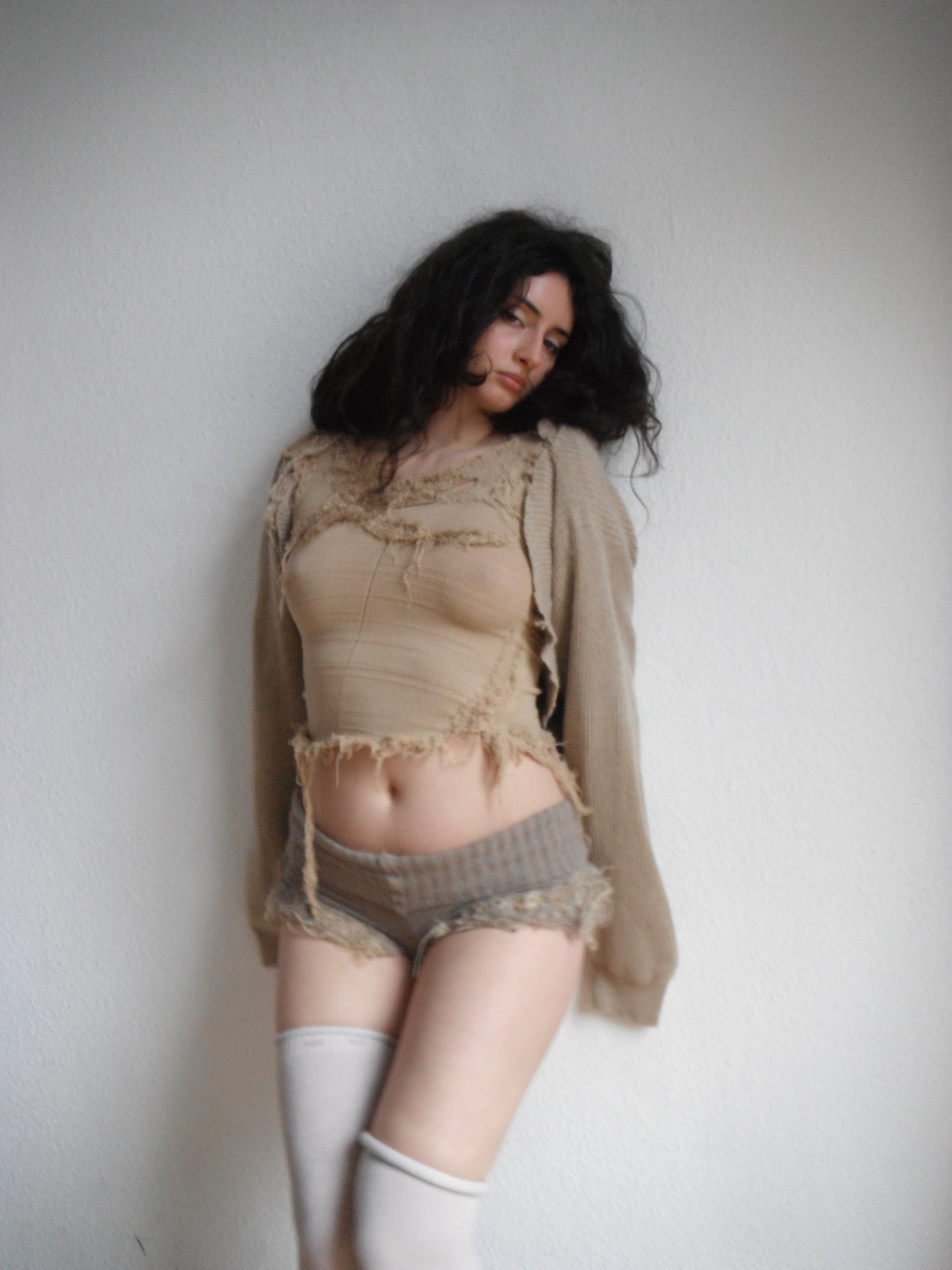 annina “les sœurs”distressed cashmere sweater