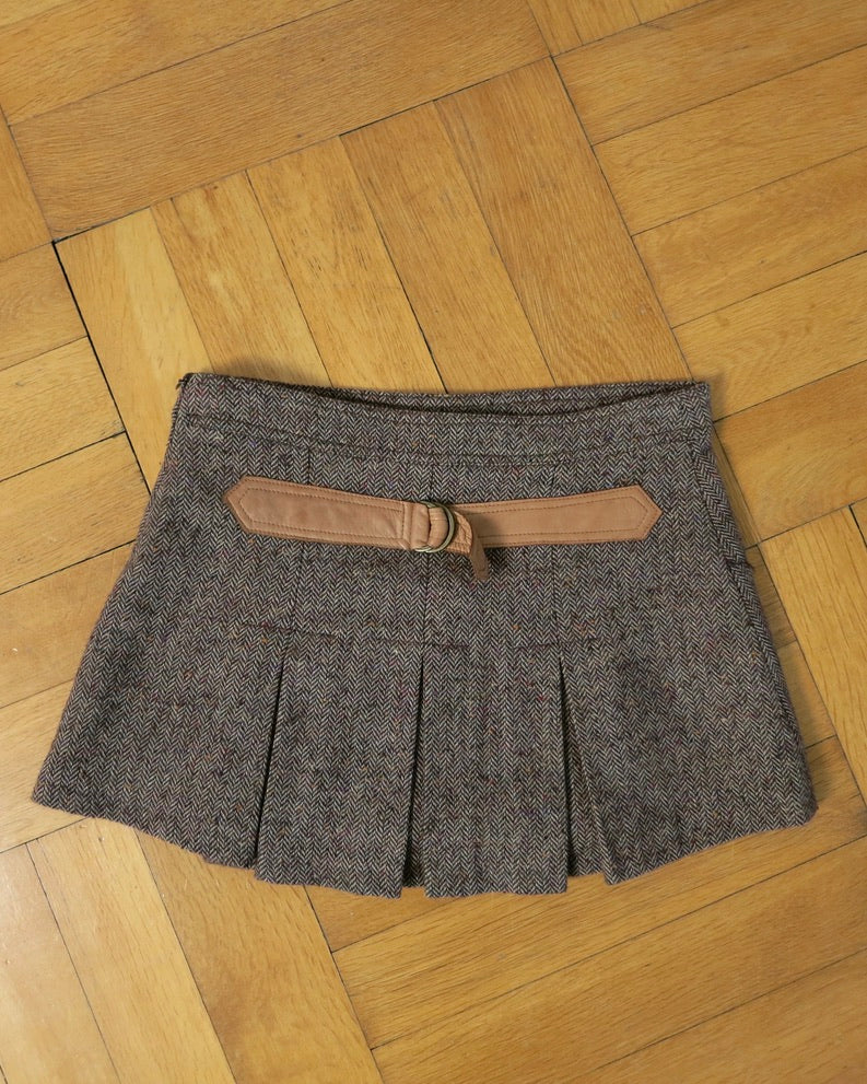 Tweed miniskirt