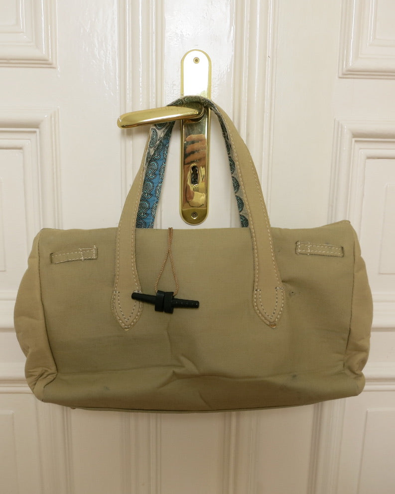 Beige 00s shopper