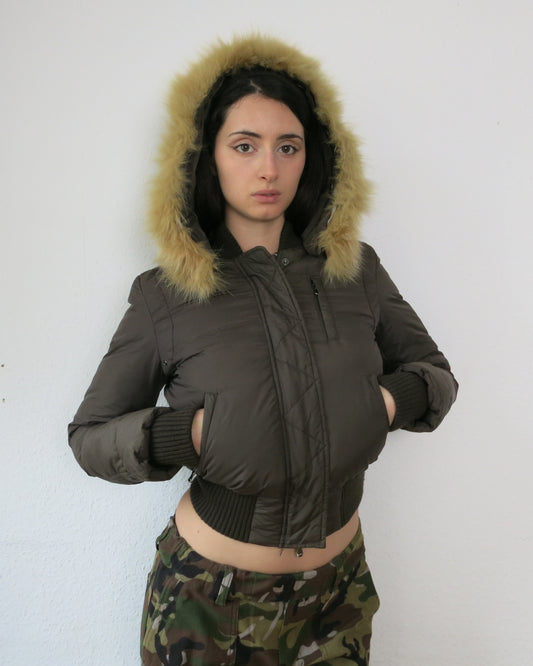 Bomber with hood