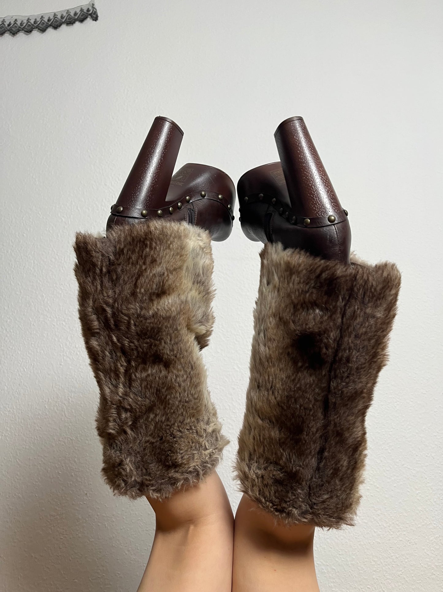 Milkmaid platform furry boots