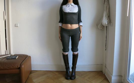 eithne padraigin ni bhraonain collared top ans shorts set