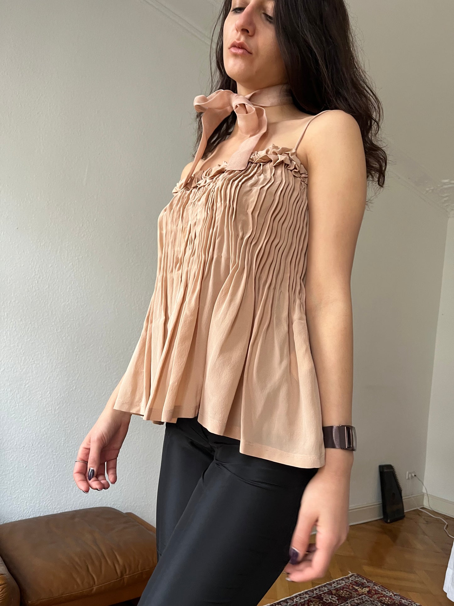 Romantic top with matching ribbon