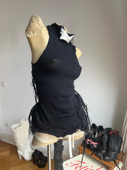 annina priestess top