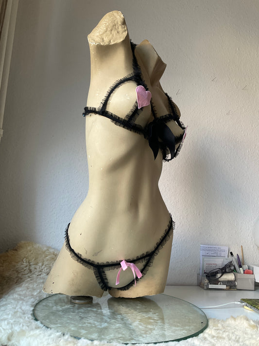 Romantic lingerie set