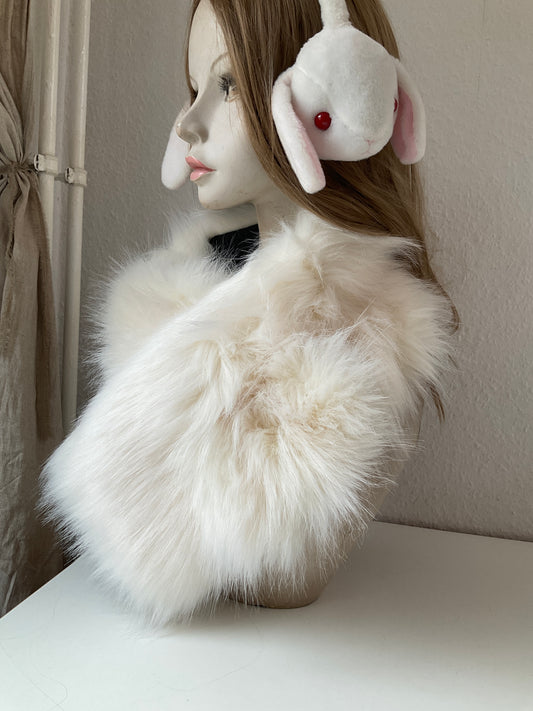 Elegant faux fur scarf