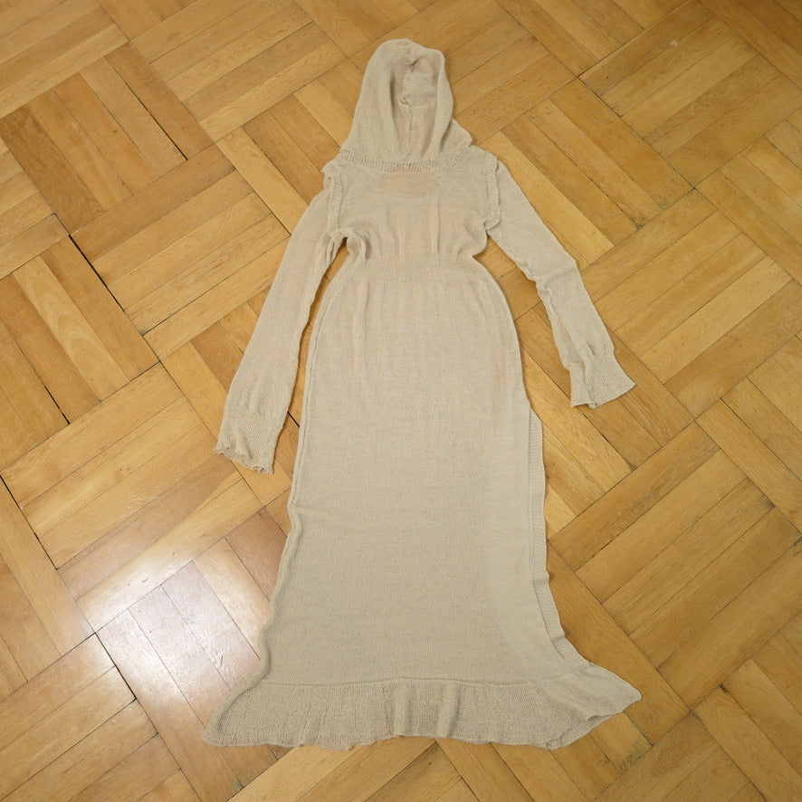 eithne padraigin ni bhraonain ~ merino hooded dress