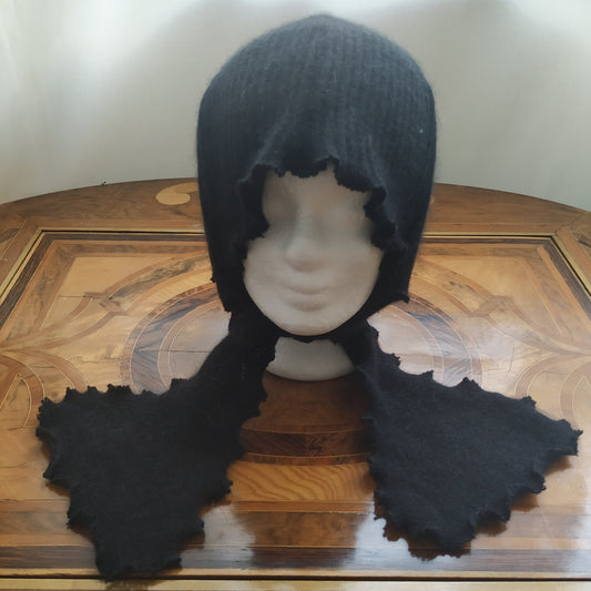 Black orchid bonnet no. xxviii