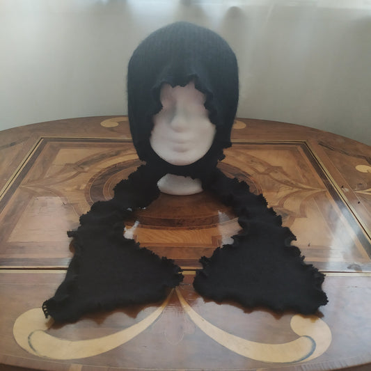 Black orchid bonnet no. xxxiii