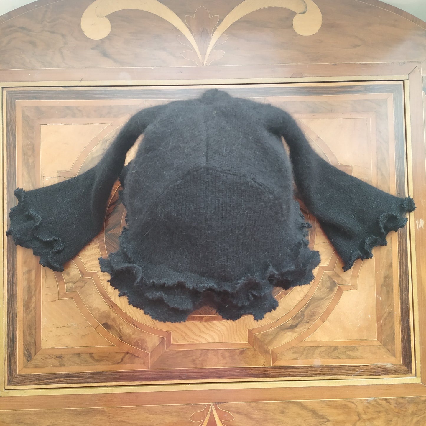 Black rose bonnet no. xxxiv