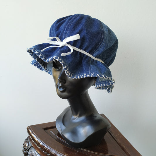 Denim orchid bonnet