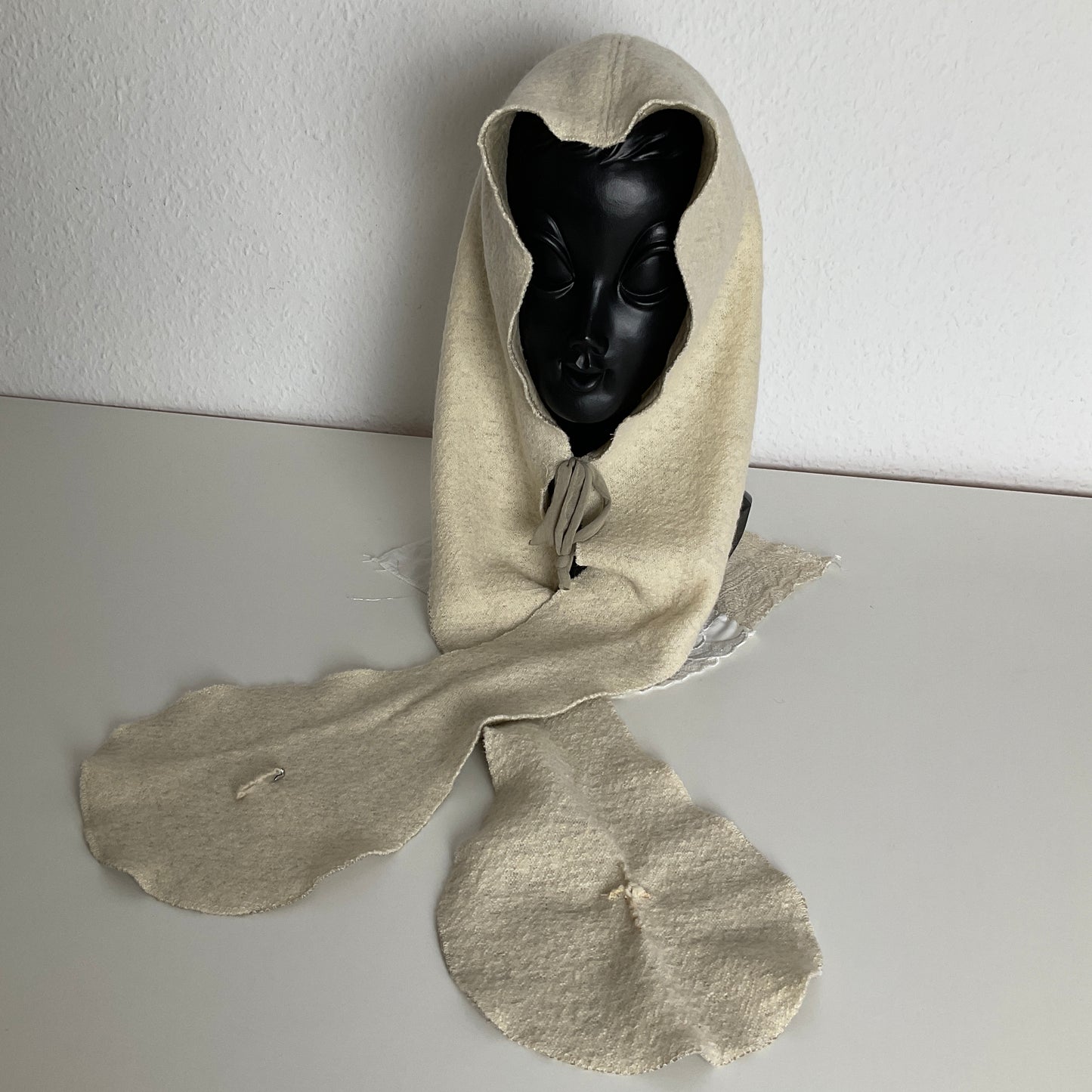 ꒰⑅ᵕ༚ᵕ꒱˖♡ hooded ivory stole in virgin wool, viscose and silk ♡˖꒰ᵕ༚ᵕ⑅꒱
