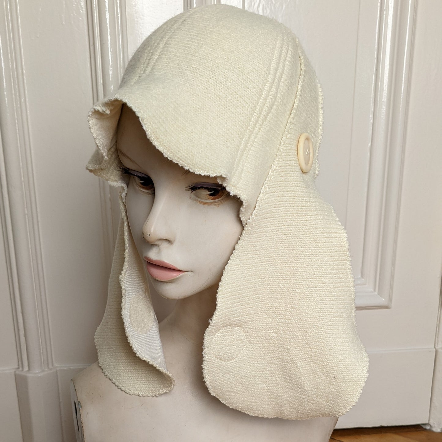 ꒰⑅ᵕ༚ᵕ꒱˖♡ eggshell white virgin wool orchid bonnet ♡˖꒰ᵕ༚ᵕ⑅꒱