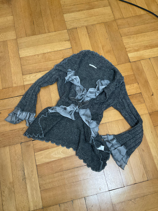 Romatic grey cardigan