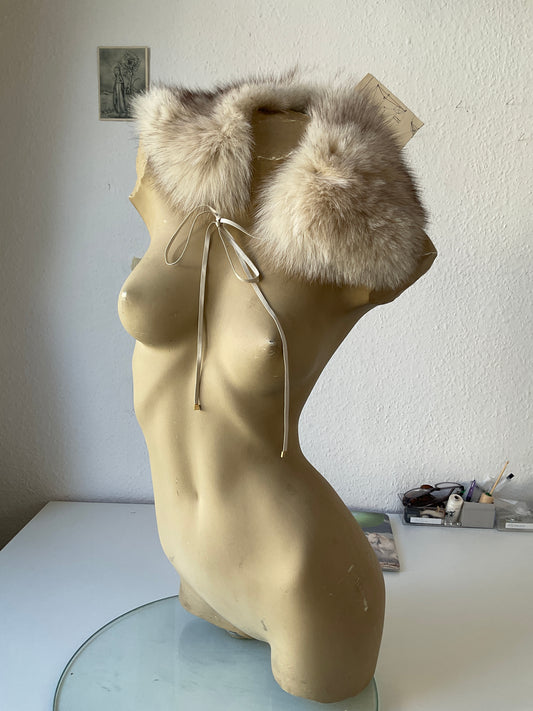 Novespazio fur collar