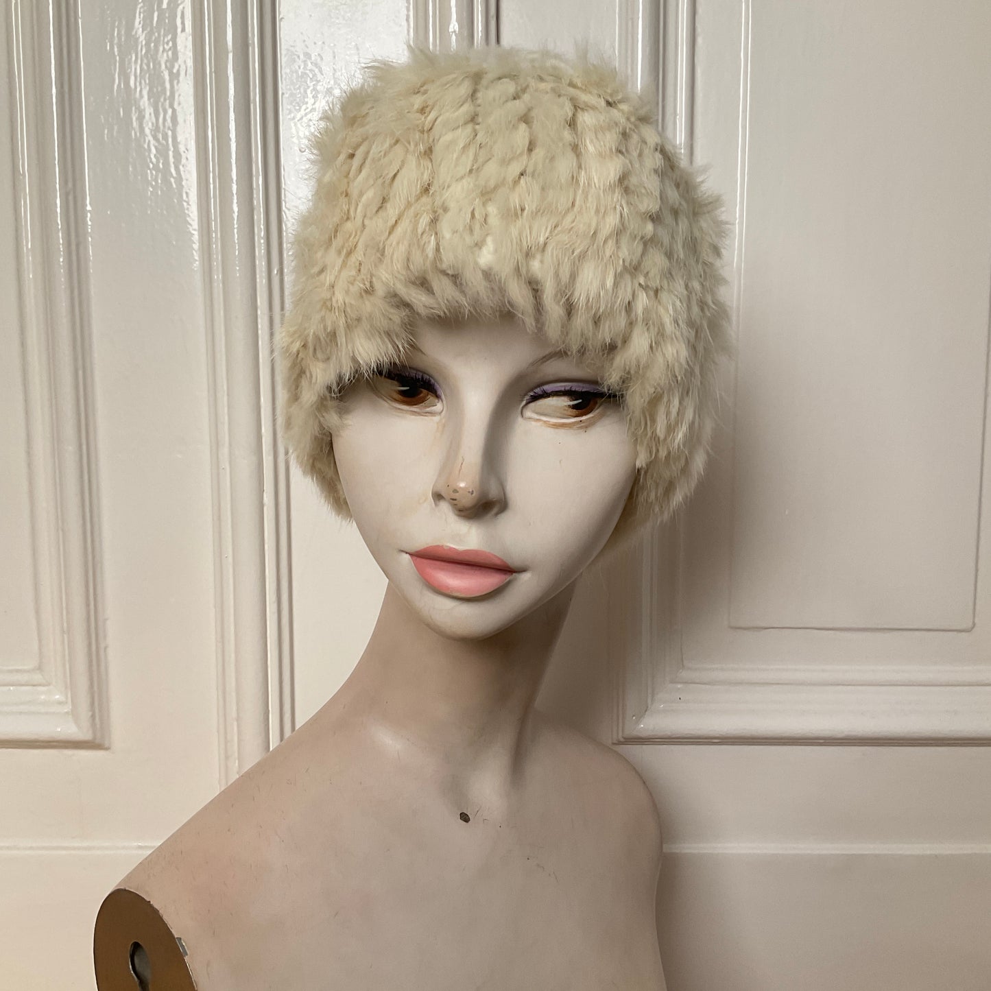 Cute knit wool hat with fur