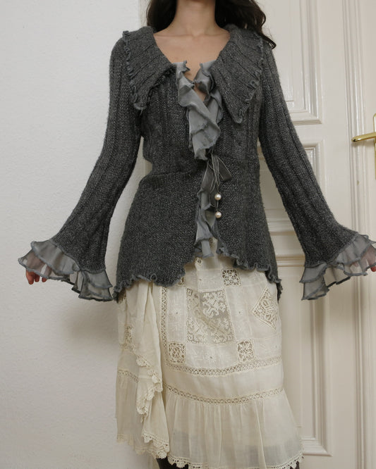 Romatic grey cardigan